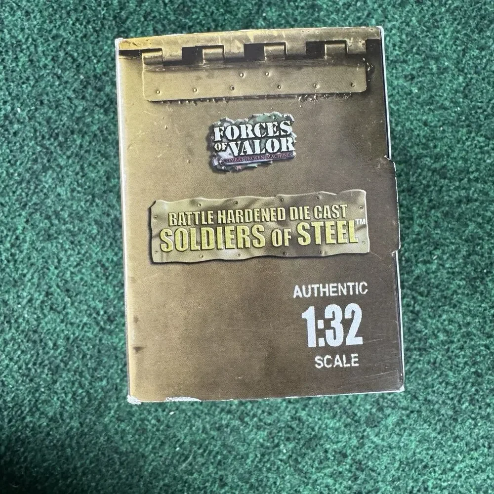 Forces of Valor Die-cast Infantry Captain Rocha Figure 1:32 Scale 99006
